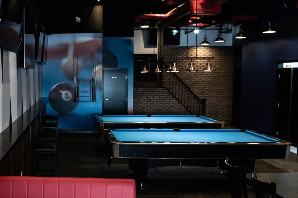 Billiards Bar — 9